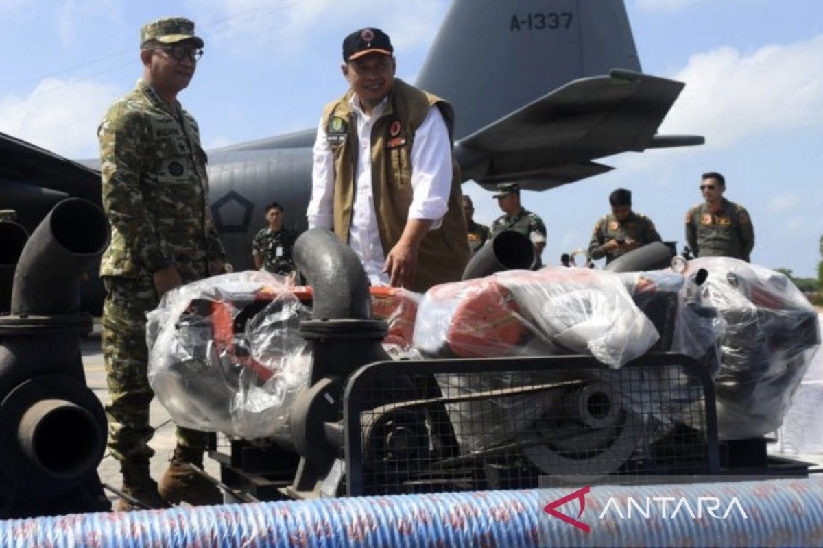 Pemerintah Kaltim Terima Bantuan Pompa Air Untuk Tangani Karhutla