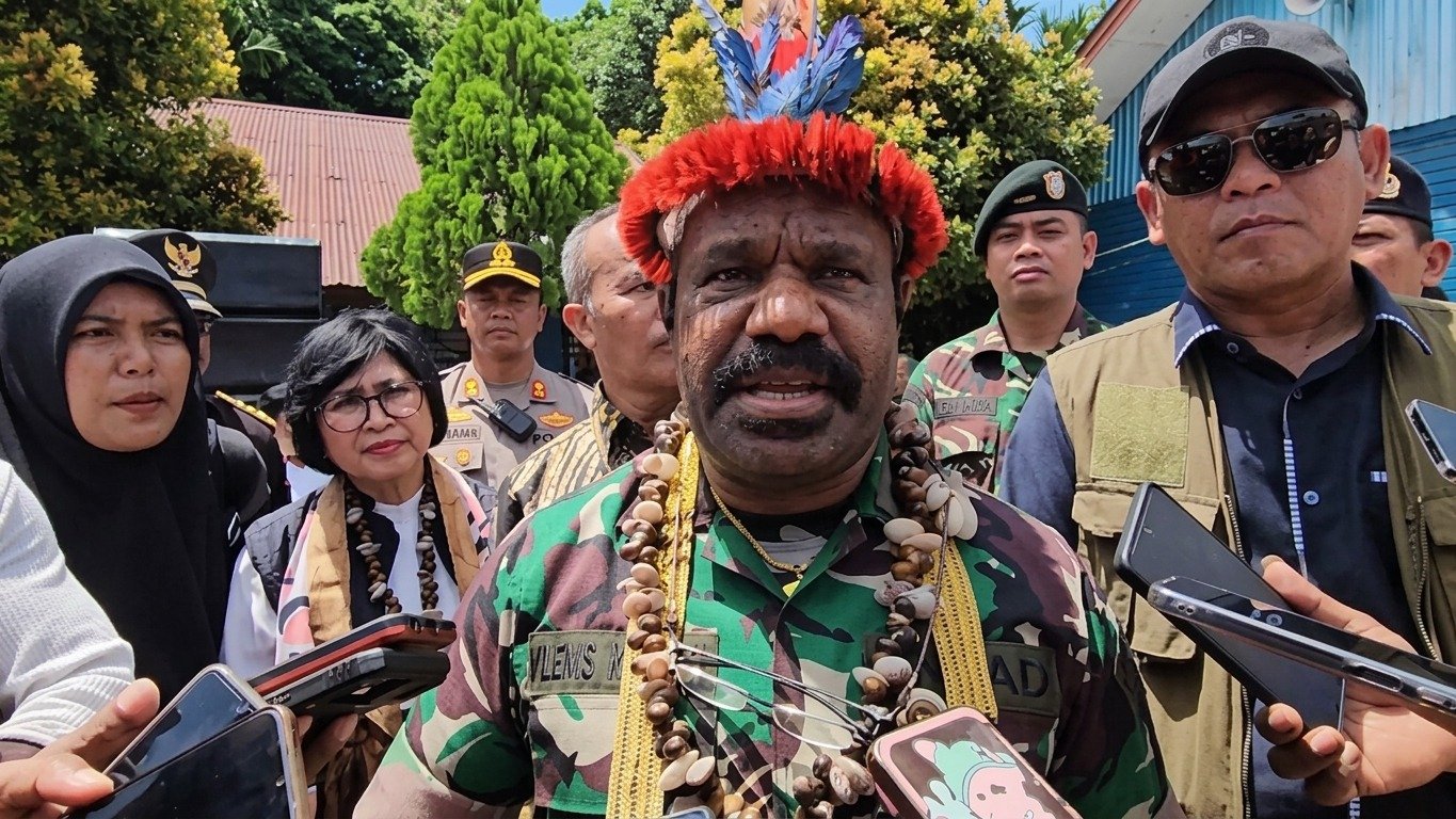 Sampaikan Ultimatum, Stafsus Menhan Lenis Kogoya Minta TPNPB-OPM Hentikan Kekerasan dan Tinggalkan Wamena Sampaikan Ultimatum, Stafsus Menhan Lenis Kogoya Minta TPNPB-OPM Hentikan Kekerasan dan Tinggalkan Wamena