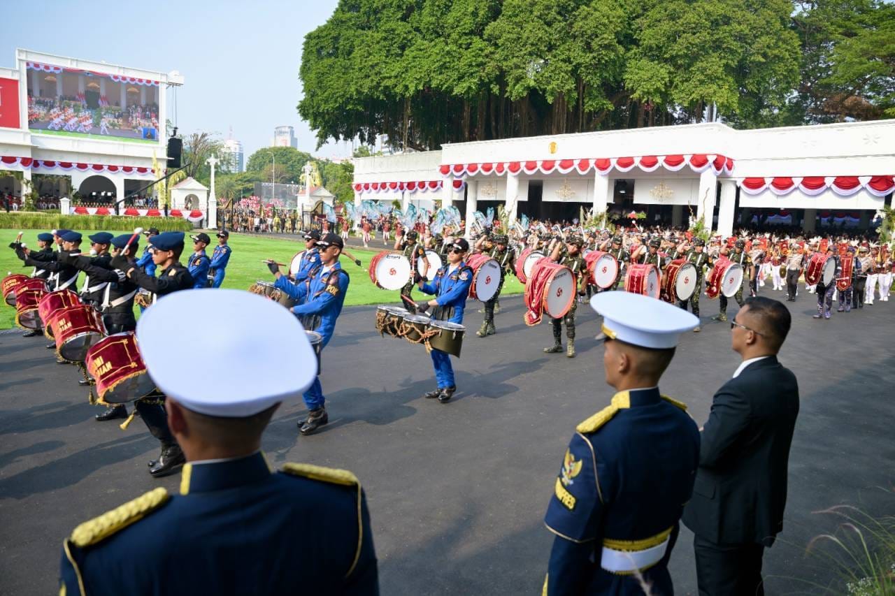 Panglima TNI Hadiri Upacara Peringatan Detik-Detik Proklamasi di Istana Merdeka Panglima TNI Hadiri Upacara Peringatan Detik-Detik Proklamasi di Istana Merdeka