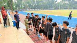 Letjen TNI Richard Tampubolon Tinjau Atlet Pelatnas Taekwondo Indonesia di Markas Kopassus Letjen TNI Richard Tampubolon Tinjau Atlet Pelatnas Taekwondo Indonesia di Markas Kopassus