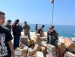 Hari Keenam Belas Penanganan Gempa NTT, 8.126 Personel TNI Dikerahkan dan 1.011,756 Ton Bantuan Disalurkan