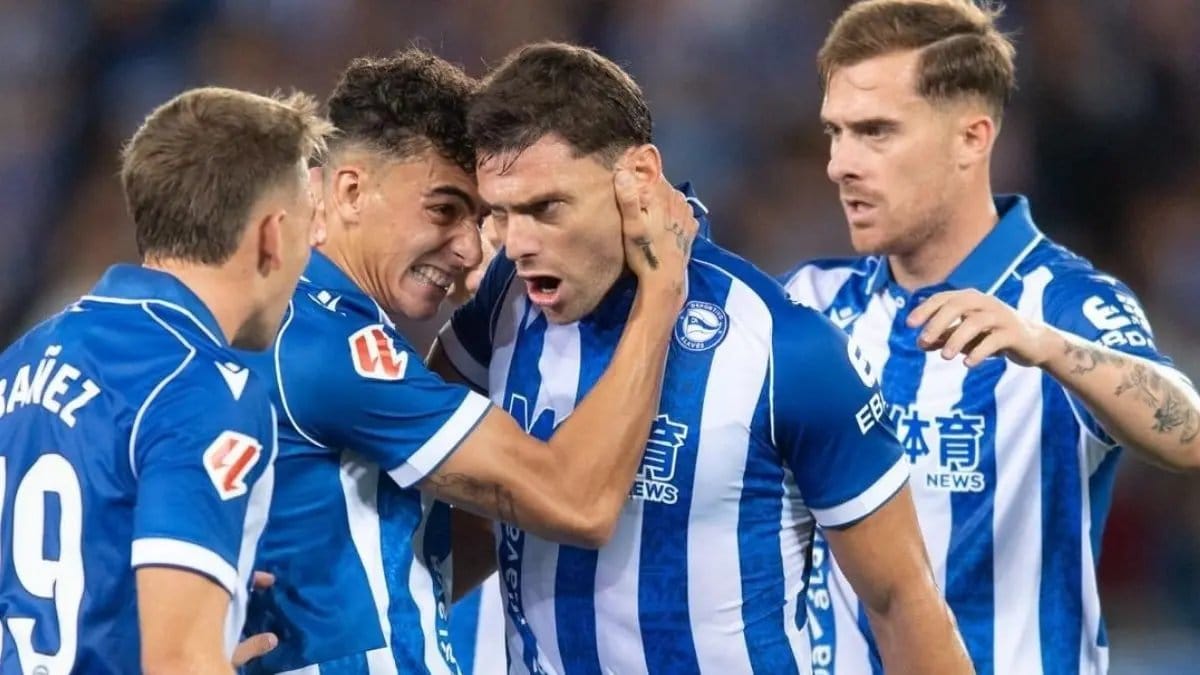 Deportivo Alaves Mempertahankan Posisi Puncak Klasemen La Liga