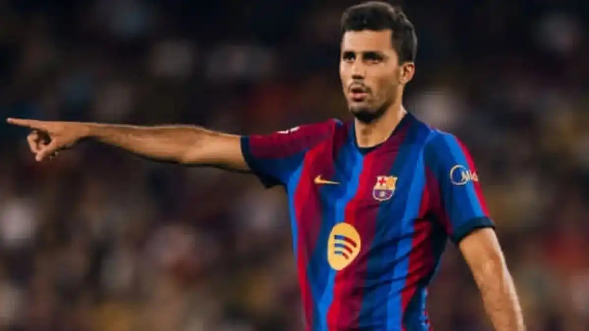 Hansi Flick: Rodri Sebagai Rekrutan Ideal Barcelona
