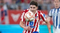 Tanggapan Barcelona Terhadap Kritik Gil Marín dalam Transfer Julián Álvarez