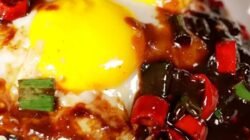 Cita Rasa Unik Telur Ceplok 3 Saus