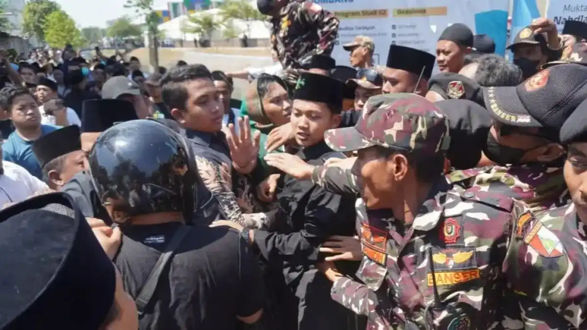 Ketegangan Muktamar NU di Jombang: Adu Jotos Pendukung Calon Ketum