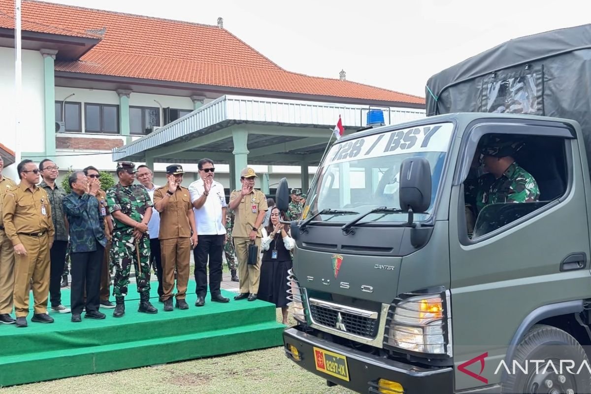 Pengiriman Bantuan Kemanusiaan dari Bali untuk NTT