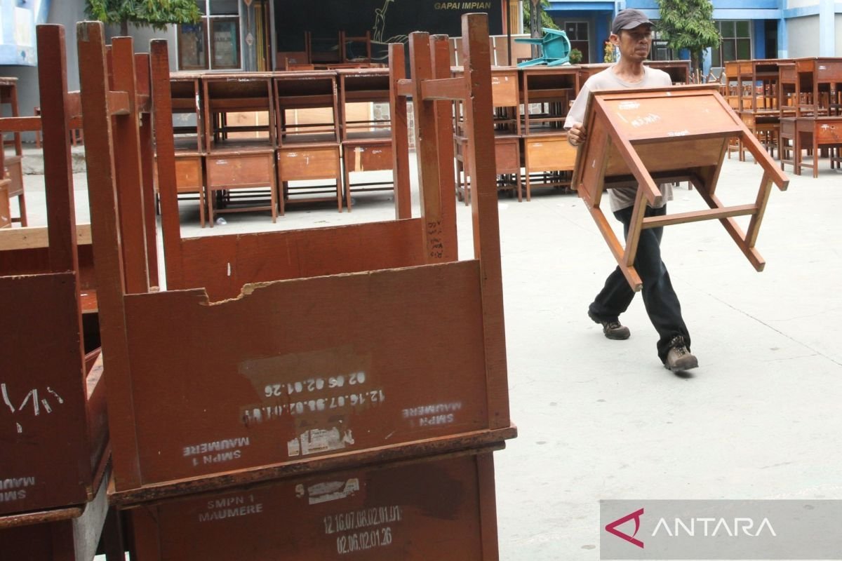 Pengaturan Sekolah Pascabencana oleh Kemendikdasmen Pengaturan Sekolah Pascabencana oleh Kemendikdasmen