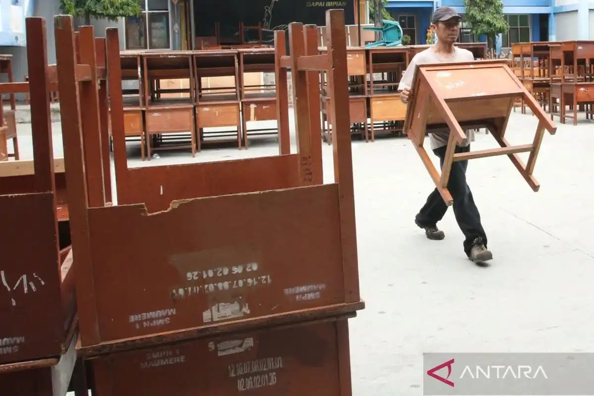Pengaturan Sekolah Pascabencana oleh Kemendikdasmen