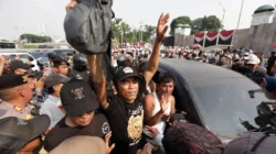 Demonstrasi Warga Pati di DPR: Menuntut Perubahan dan Dukungan bagi Pemerintahan Demonstrasi Warga Pati di DPR: Menuntut Perubahan dan Dukungan bagi Pemerintahan
