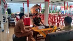 Tingkatkan Kondusifitas Wilayah, Babinsa Ngadirejo Gelar Komsos Bersama Aparat Kelurahan