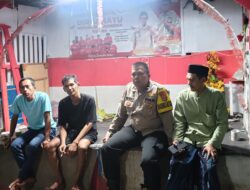 Sambangi Pos Satkamling, Bhabinkamtibmas Bojong Ajak Warga Bersama Jaga Kamtibmas