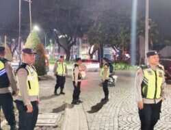 Ops Cipkon KRYD, IPTU Mahdi Pimpin Patroli Malam Sasar Titik Keramaian di Citra Raya