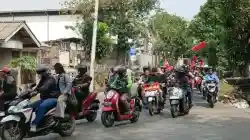 Dari Kebon Sayur ke DPR/MPR, Massa APWKS Suarakan Tuntutan Hak atas Tanah dan Tempat Tinggal Dari Kebon Sayur ke DPR/MPR, Massa APWKS Suarakan Tuntutan Hak atas Tanah dan Tempat Tinggal