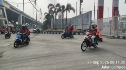 Massa SP Migas Pertamina Patra Niaga Bergerak ke DPR/MPR Bawa Aspirasi Perlindungan Pekerja Massa SP Migas Pertamina Patra Niaga Bergerak ke DPR/MPR Bawa Aspirasi Perlindungan Pekerja