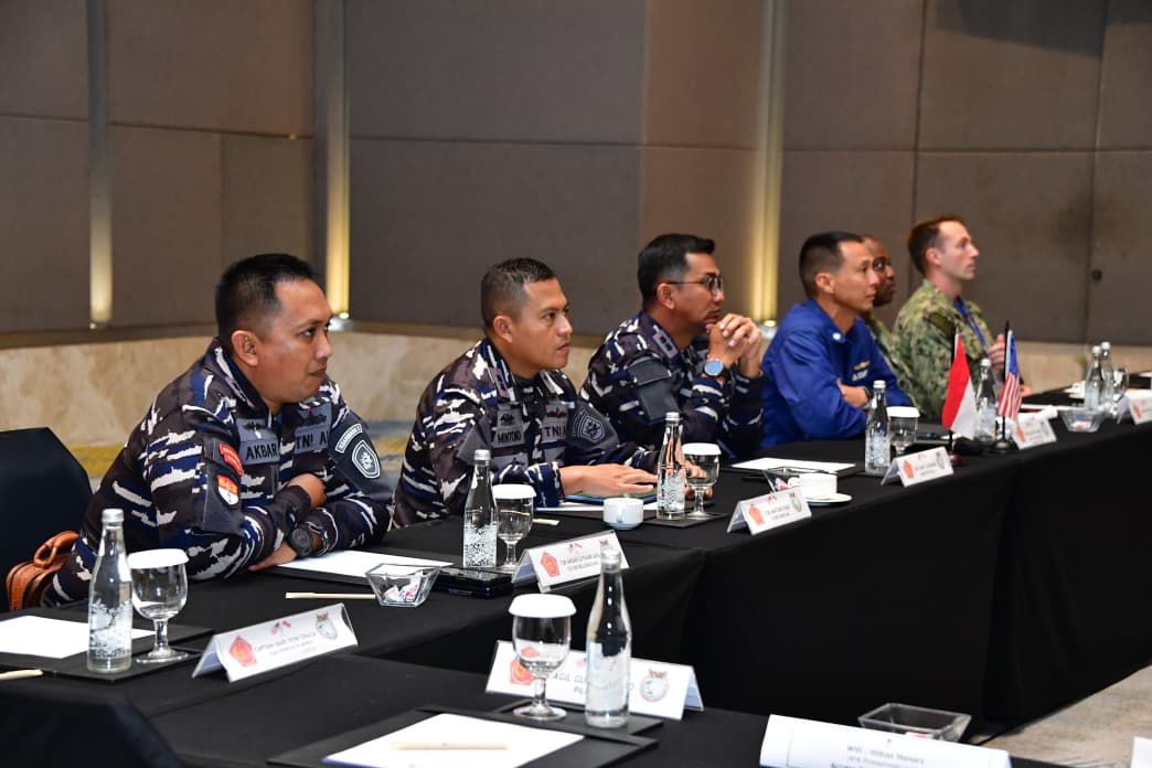 Pre-Sail Conference Sinkronkan Unsur Laut TNI dan US Navy Laksanakan Misi Navfor SGS 2026 Pre-Sail Conference Sinkronkan Unsur Laut TNI dan US Navy Laksanakan Misi Navfor SGS 2026