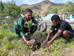 Sambut HUT Ke-81 TNI Tahun 2026, Kodim 1714/Puncak Jaya Bersama Rakyat Menanam Pohon Demi Masa Depan Baik