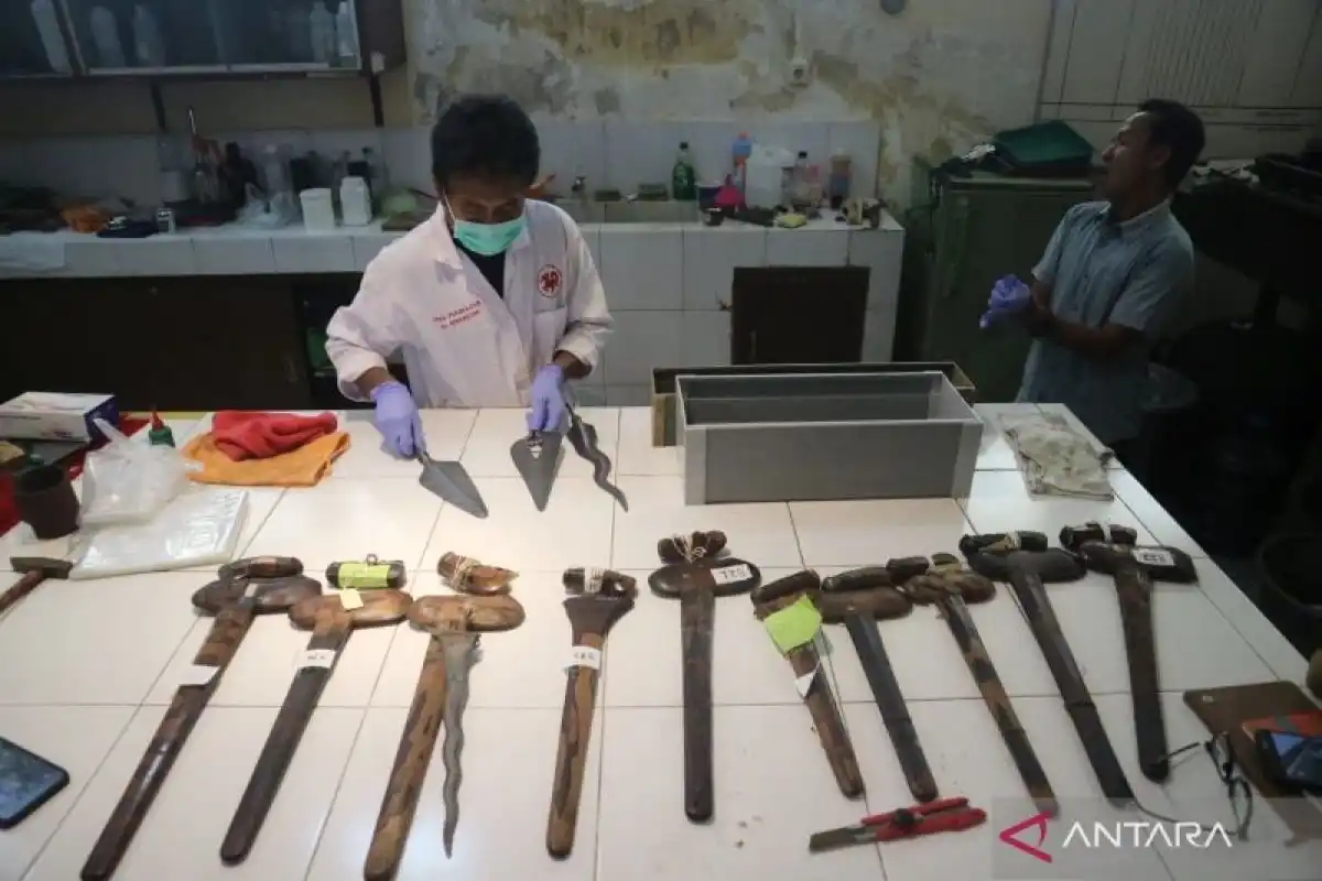 Konservasi Artefak Senjata di Museum NTB: Upaya Preventif Menghadapi Korosi