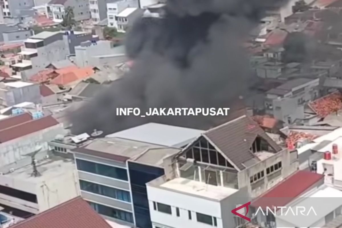 Kebakaran Perumahan di Kebon Kelapa, Jakarta Pusat Kebakaran Perumahan di Kebon Kelapa, Jakarta Pusat