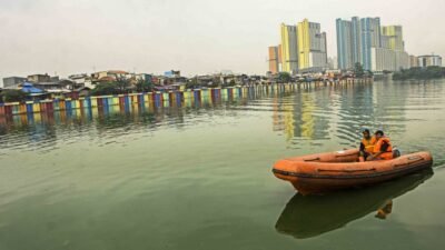 Penyebab Warga Aljazair Berendam di Danau Sunter Penyebab Warga Aljazair Berendam di Danau Sunter