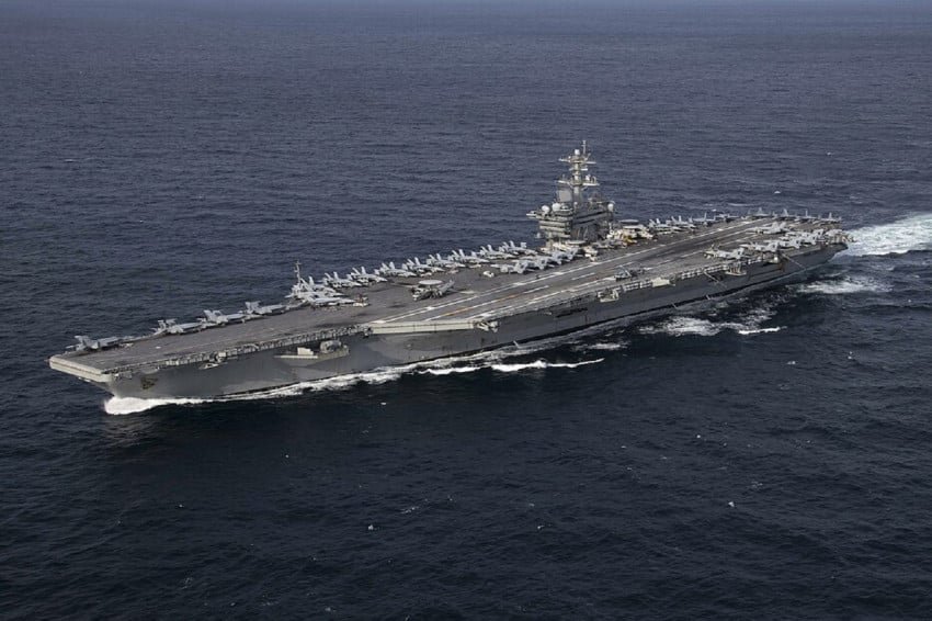 Kedatangan Kapal Induk Amerika Serikat di Pattaya: Dampak Ekonomi dan Sosial Kedatangan Kapal Induk Amerika Serikat di Pattaya: Dampak Ekonomi dan Sosial