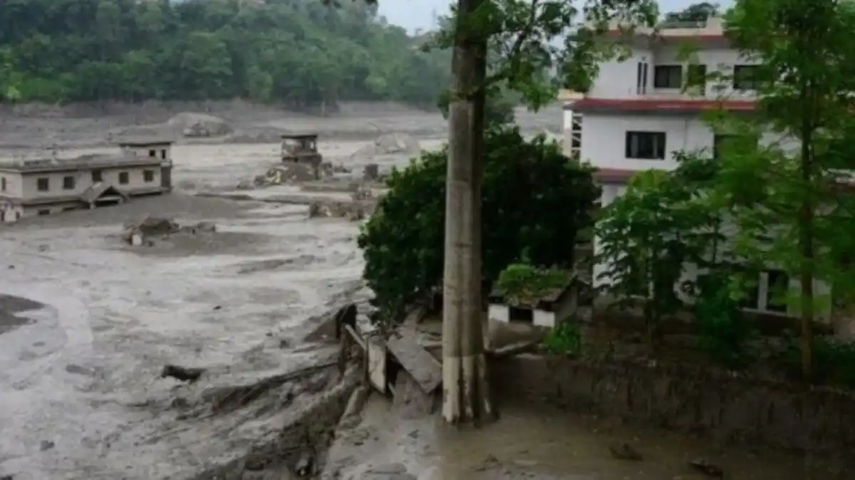 Tragedi Banjir Bandang Nepal: Korban Terus Bertambah