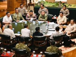 Laporan Khusus: Pertemuan Prabowo dengan Panglima TNI dan Kapolri untuk Tanggulangi Karhutla
