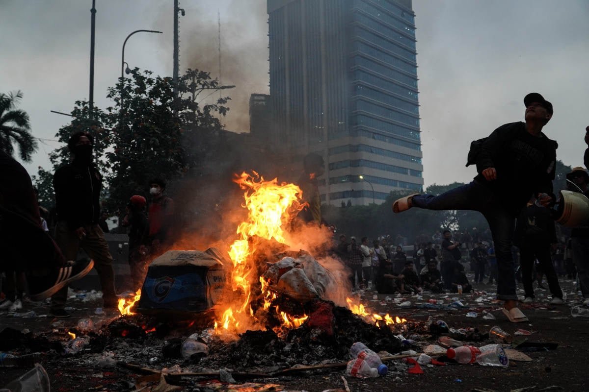 Implikasi Hukum Terhadap Pembubaran Demonstrasi
