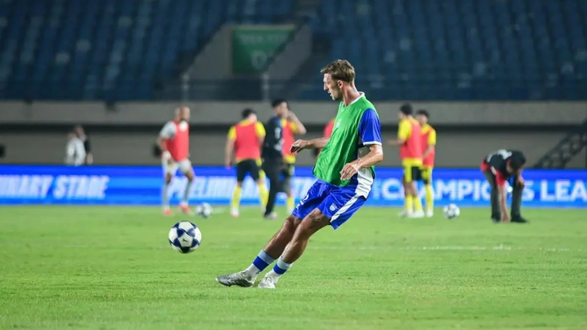 Debut Menanti Danijel Loncar Bersama Persib