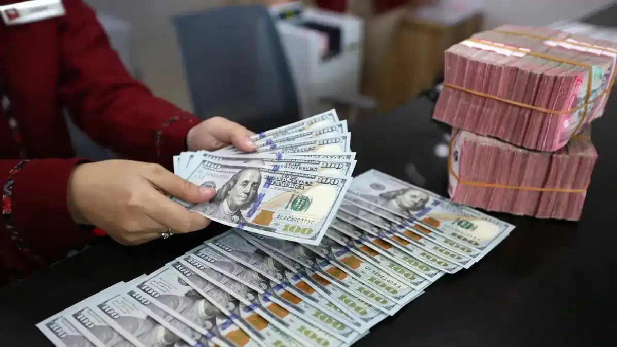 Prediksi Melemahnya Rupiah di Tengah Sorotan Ekonomi Global