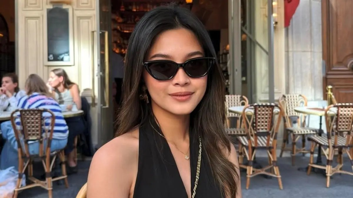 Momen Romantis Pertunangan Yoriko Angeline dan Aldio Oekon di Versailles