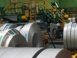 Mendorong Pertumbuhan Ekonomi Melalui Industri Baja