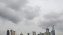 Cuaca Berawan Menyelimuti Kota Besar di Indonesia