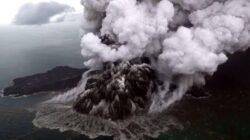 Aktivitas Erupsi Gunung Anak Krakatau