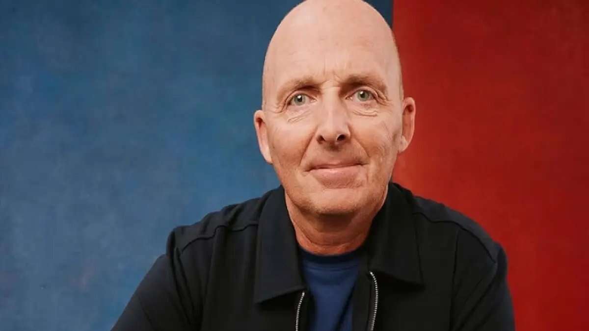 Klarifikasi Kontroversi Mike Dean: Menjawab Pertanyaan tentang ‘Permainan Pikiran’