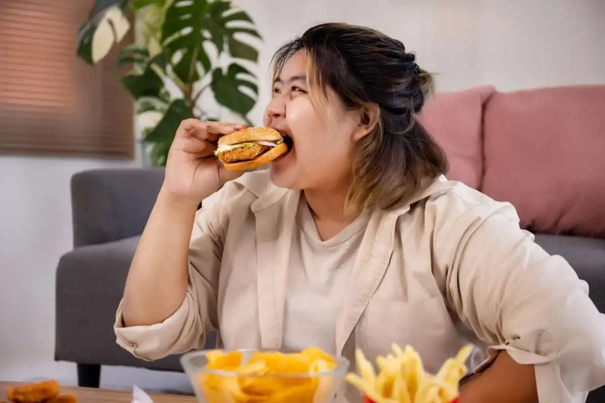 Menjaga Kesehatan Jantung: 10 Kebiasaan Makan yang Perlu Dihindari