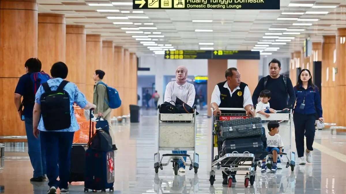 Dampak Erupsi Anak Gunung Krakatau terhadap Penerbangan di Bandara Juanda