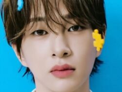 Onew SHINee Siapkan Tiga Lagu Utama untuk Single Album Perdana