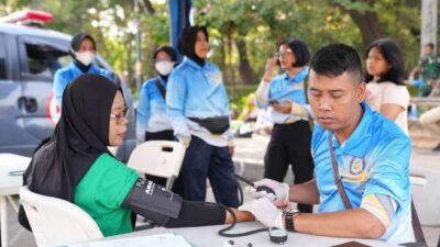 Pelayanan Kesehatan Gratis TNI Menyambut HUT Ke-81