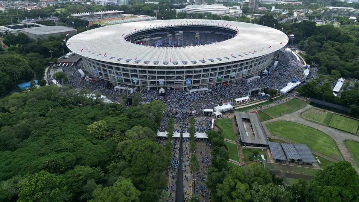 Pertandingan Resmi Persija vs Persib di Gelora Bung Karno