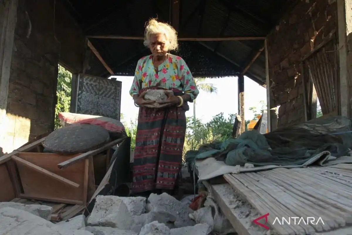Korban Gempa NTT Capai 136 Jiwa, 70 Persen Rumah Terverifikasi