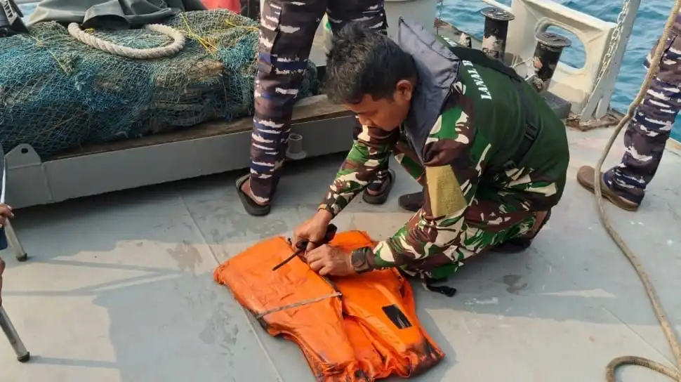 Pencarian Jurnalis Hilang: Temuan Pelampung di Perairan Banten