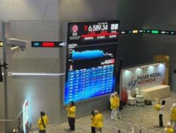 IHSG Turun Signifikan di Perdagangan Hari Ini