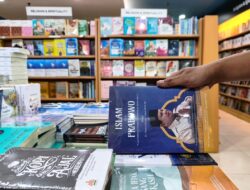 Kontroversi Buku Islam Prabowo: Implikasi Hukum dan Penyataan Penulis