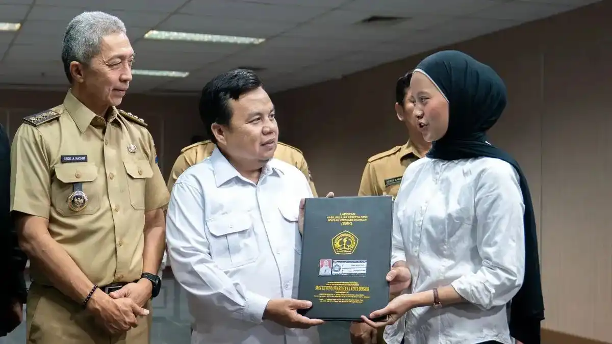 Pemerintah Kota Bogor Bantu Ribuan Siswa Melalui Program Penebusan Ijazah