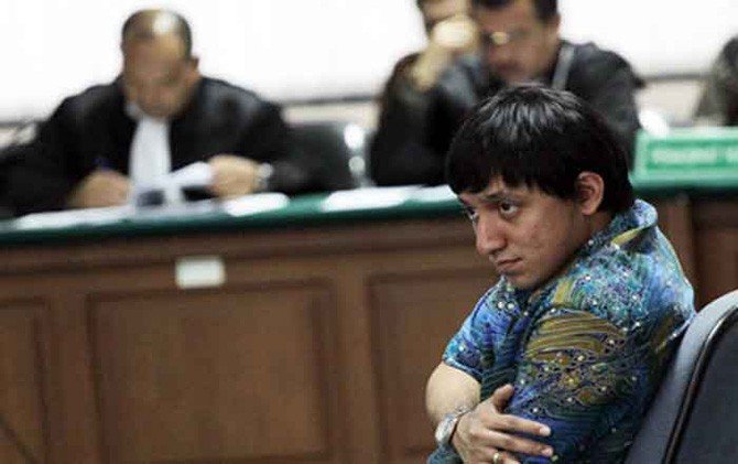 Penangkapan Berulang Fahd Arafiq: Jejak Kasus Korupsi yang Terus Menyala