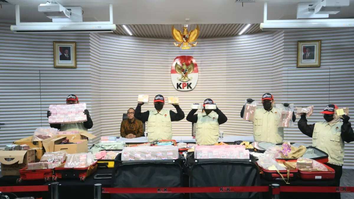 Pengungkapan Jaringan Suap di Kementerian Agraria: Lima Tersangka Dikenal Dekat Nusron Wahid