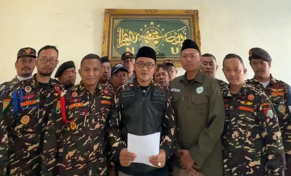 Kekerasan di Gedung DPRD: Tindakan Premanisme Dikecam