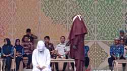 Pelaksanaan Hukuman Cambuk di Banda Aceh: Sepuluh Terhukum Dikenakan Sanksi Qanun Jinayat