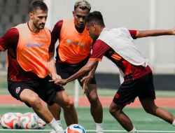 Semen Padang FC Siap Tempur Hadapi PSIS Semarang di Arena Patriot